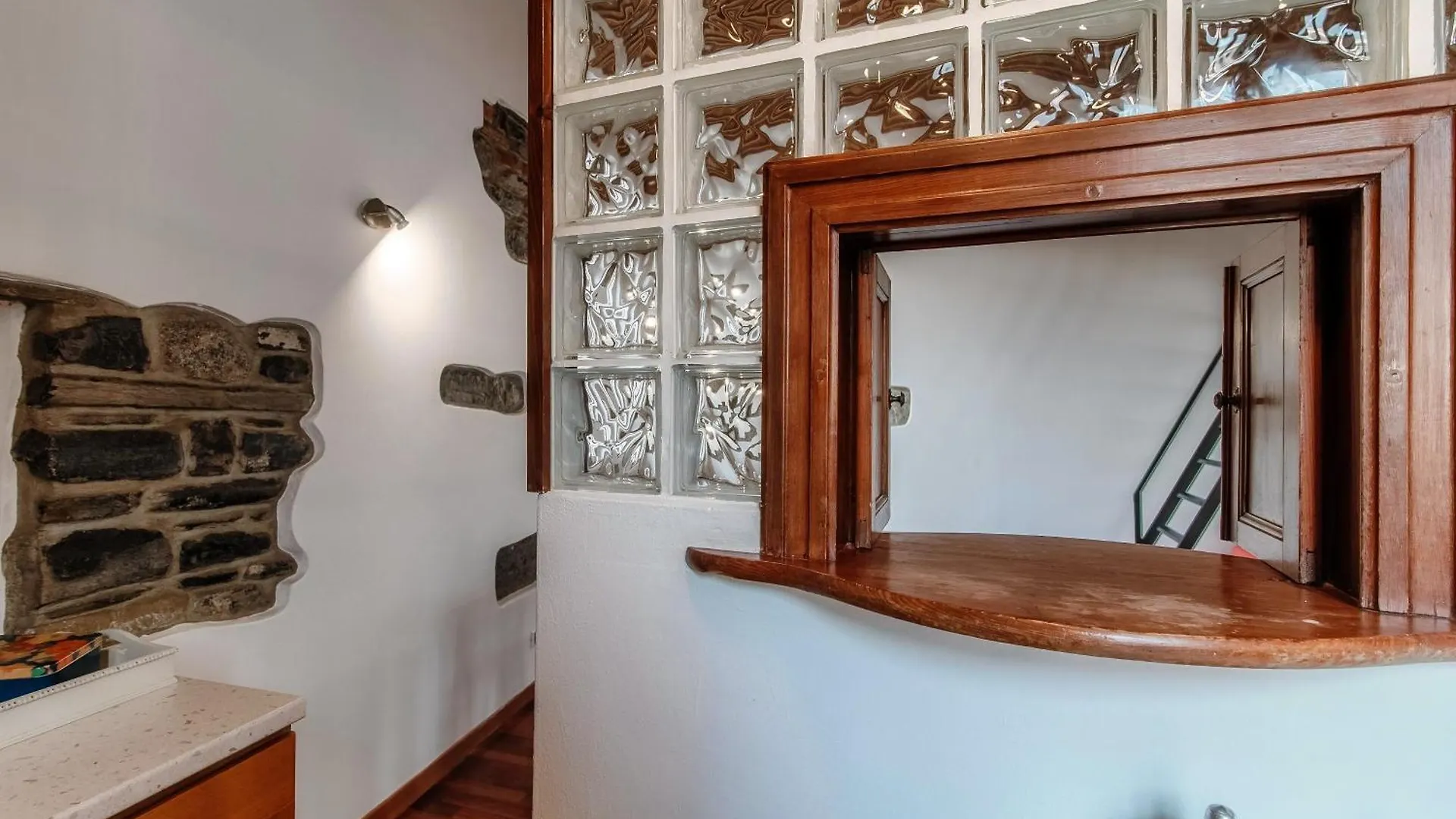 Appartement Loft Madera - By MyhomeinCôme Italie